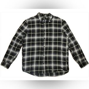 Men’s H&M Black Striped Flannel Long Sleeved Shirt Size Medium